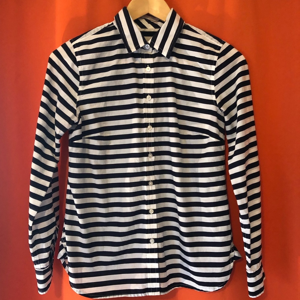 Talbots P button down shirt